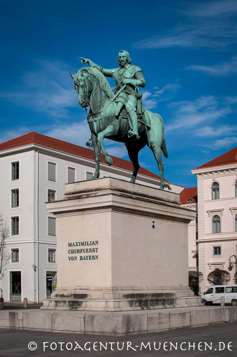 Reiterstandbild für Maximilian I.
