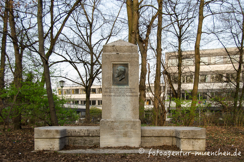 Wilhelm-Götz-Denkmal