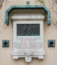  - Kriegerdenkmal - FFW Neuhausen